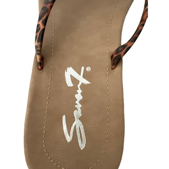 Seven7 Women’s Cute Animal Print Slippers with sequins crossed Strap 
Size 11. - Picture 9 of 10